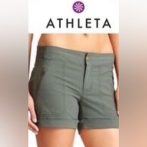 Athleta Trekkie short Green Shorts size 4